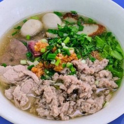 เตี๋ยวหมูน้ำใส