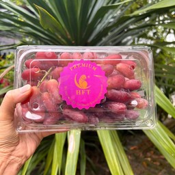 องุ่นคริมสัน