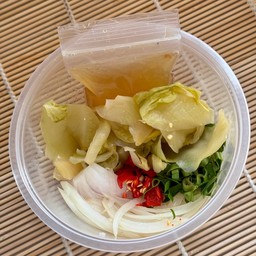 ยำผัดกาดดอง