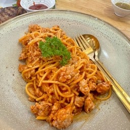 สปาเก๊ตตี้มะเขือเทศหมูสับ