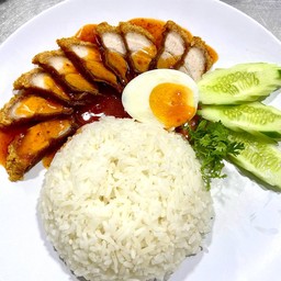 ข้าวหมูกรอบ