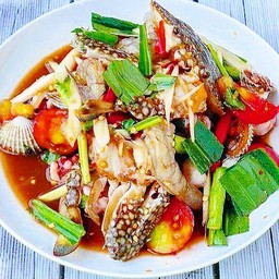 เกาเหลาปูม้า กุ้งสด หอยแครง