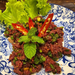 ก้อยเนื้อดิบ