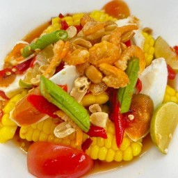 ครัวแม่เย็น Mom Kitchen