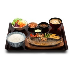 เซตสเต๊กปลาซาบะกระทะร้อน