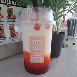 นมสดสตรอเบอรี่