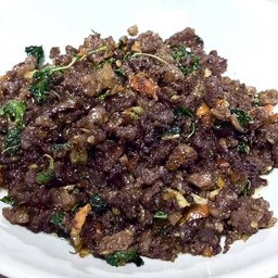 ข้าวกะเพราเนื้อวากิวบด
