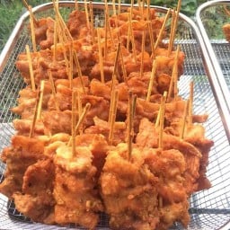 ข้าวกะเพราไข่ข้น  ไข่่ดาว  ขนมไทย