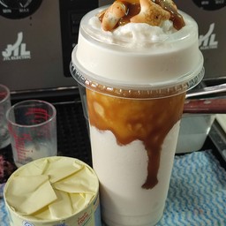 นมหมีปั่นคาราเมล