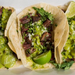 คาร์น อาซาด้า ทาโก้ส์