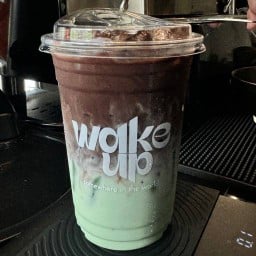 Wake Up Cafe&Noodle เวคอัพคาเฟ่