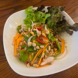 ยำวุ้นเส้นหมูสับ