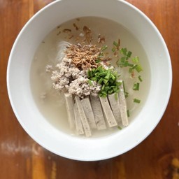 ข้าวเปียกหมู