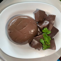 เลือดไก่ 1 ก้อน