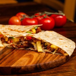 เคซาดิญ่าหมูย่าง อัล ปาสตอร์