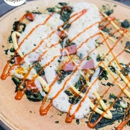 (ขายดี)เครปผักโขมไวท์ซอสอบ แฮม ชีสมอสซาเรลล่า