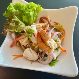 ยำวุ้นเส้นทะเล