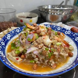 ยำวุ้นเส้นทะเล