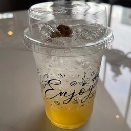 บ๊วยน้ำผึ้งโซดา