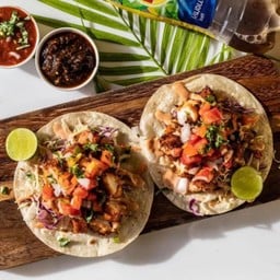 ทาโก้ ไก่กรอบ