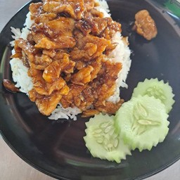 ข้าวหมูกระเทียม