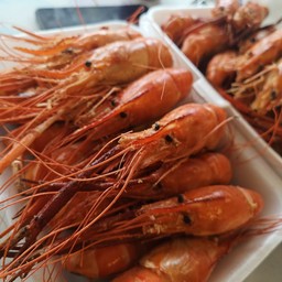กุ้งแม่น้ำ อบเกลือ1โล 12-14 ตัว