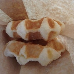 Me Waffle โลตัส ประชาชื่น