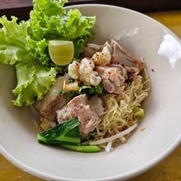 เตี๋ยวบ้านเหรียง(ซี่โครงหมูตุ๋นby ช่างหน่อย)