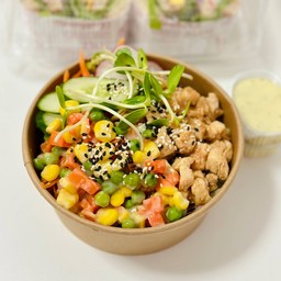 สลัดไก่บาร์บีคิวสไปซี่ ผักรวมมายอง size M