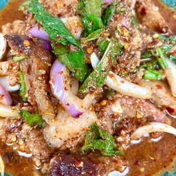 คอหมูน้ำตก