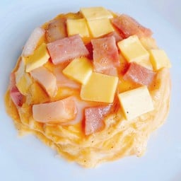 ข้าวไข่ข้นเเฮมชีส