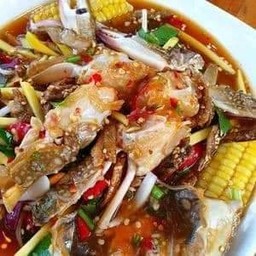 ยำข้าวโพดปูม้า