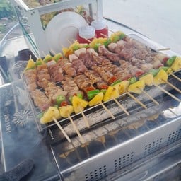 ใบตอง บาร์บีคิว เซเว่นหน้าหมู่บ้านเปี่ยมสุข