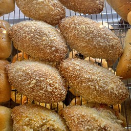 ขนมปังปูอัด มาโย