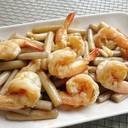 กุ้งไหลบัวผัดน้ำมันหอย