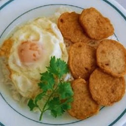 ข้าวหมูยอทอดโบราณ