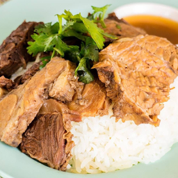 ข้าวเนื้อโคขุน