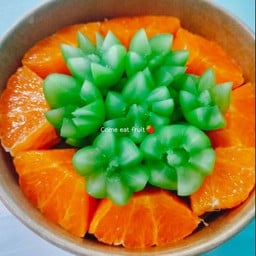 จับคู่ชื่นใจส้ม+องุ่นไซมัส