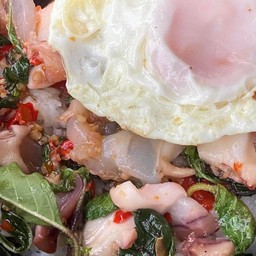 เจ๊เกี๊ยวข้าวคอหมูย่าง/ยำขนมจีน/ข้าวต้ม/กระเพรา