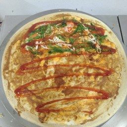 เครป(ไข่ ยำสาหร่าย ปูอัด)