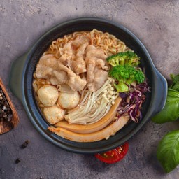 Kimchi Pork Noodle