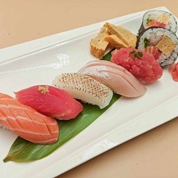 (650) ชุดซูชิสุดคุ้ม Nigiri Set