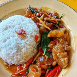 ข้าวผัดฉ่าเอ็นแก้ว