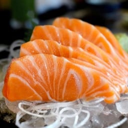 (337) แซลมอนซาชิมิ Salmon Sashimi