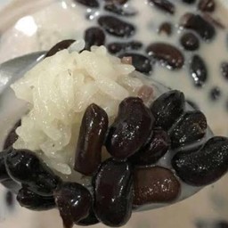 ข้าวเหนียวถั่วดำ