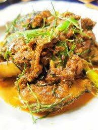 ข้าวปลาดุกผัดใบยี่หร่า