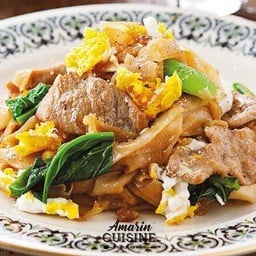 ผัดซีอิ้วไก่