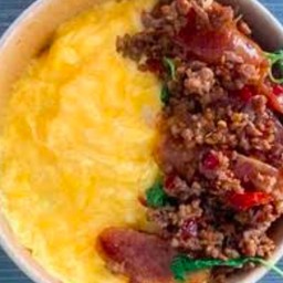 กระเพราหมูสับกุนเชียงไข่ข้น