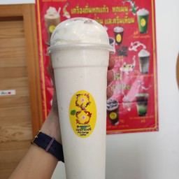 วนิลานมปั่นพร้อมวิปครีม