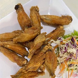 ปีกไก่ทอดเกลือ